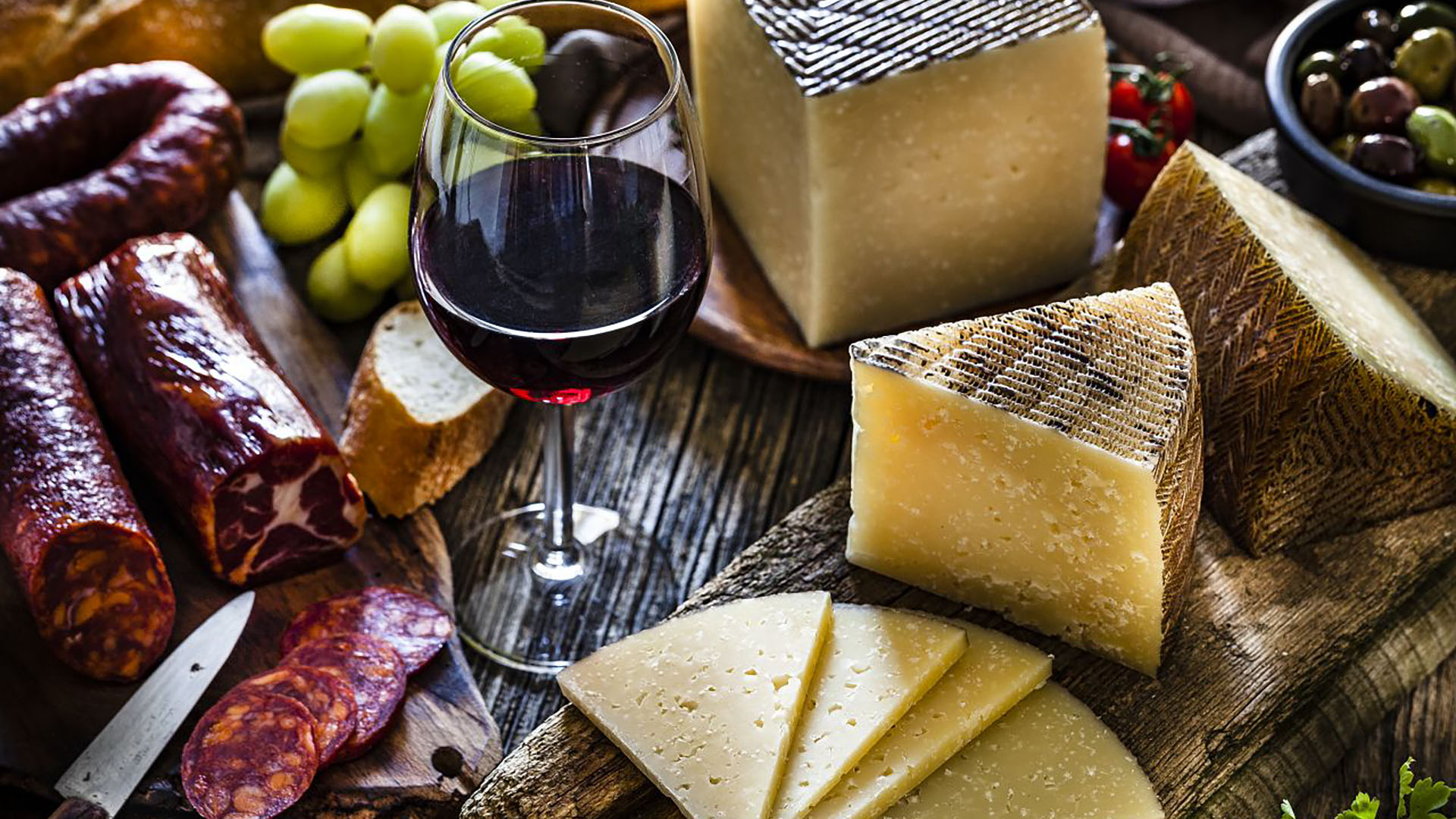 Como harmonizar vinhos e queijos